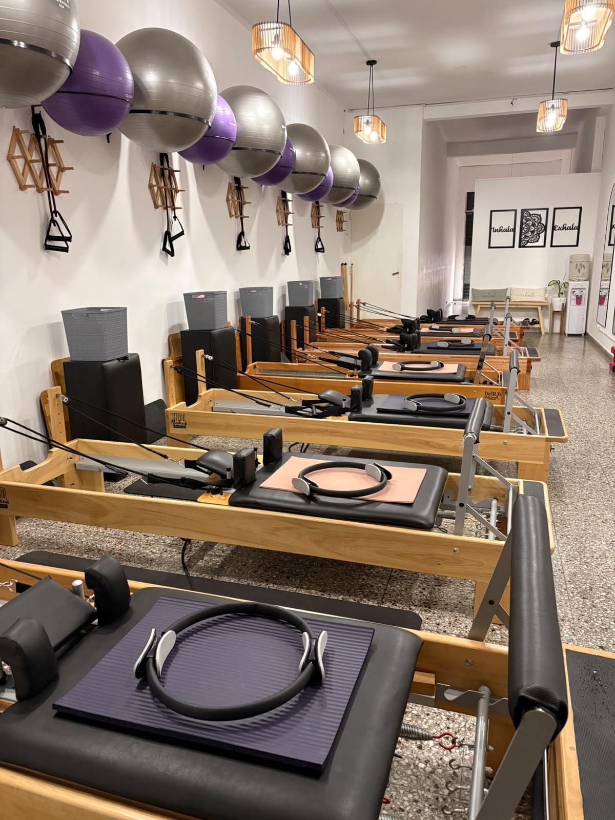 Equipos Reformer y elementos de entrenamiento del Centro NH